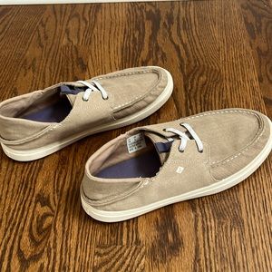 Boys Sperry Lace Up Vacation Khaki Sneakers size 7
